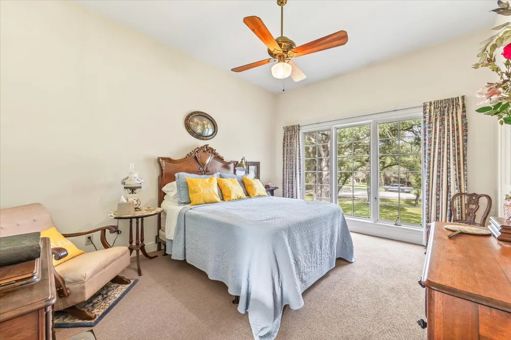 50 Brookmeadow Drive Wimberley, TX 78676