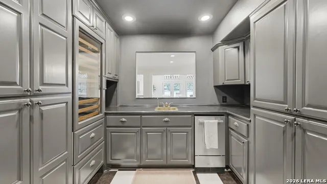 134 SPYGLASS RD McQueeney, TX 78123