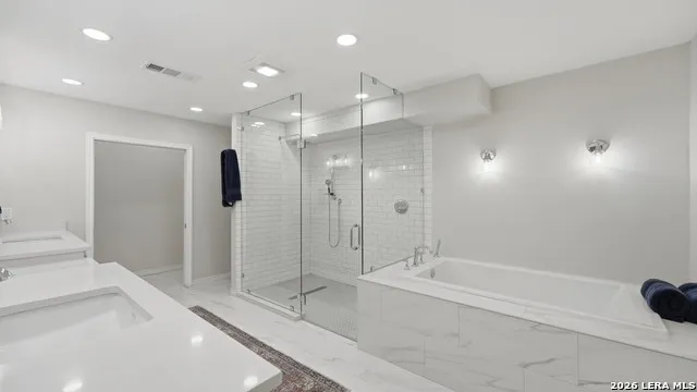 134 SPYGLASS RD McQueeney, TX 78123