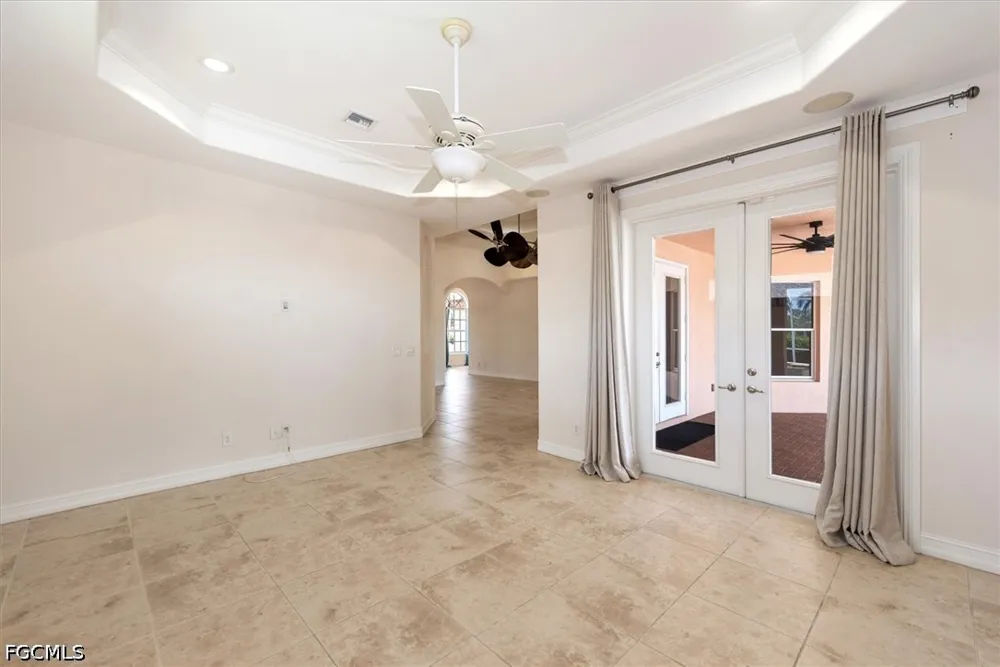 SE 28th Terrace Cape Coral, FL 33904