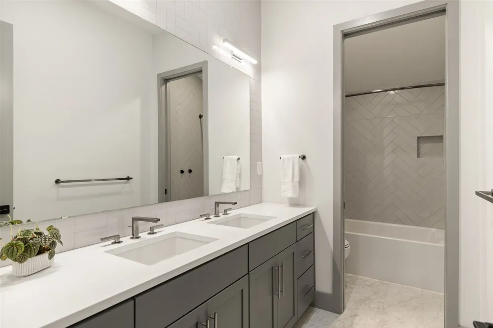 3610 Hillbrook Drive Austin, TX 78731
