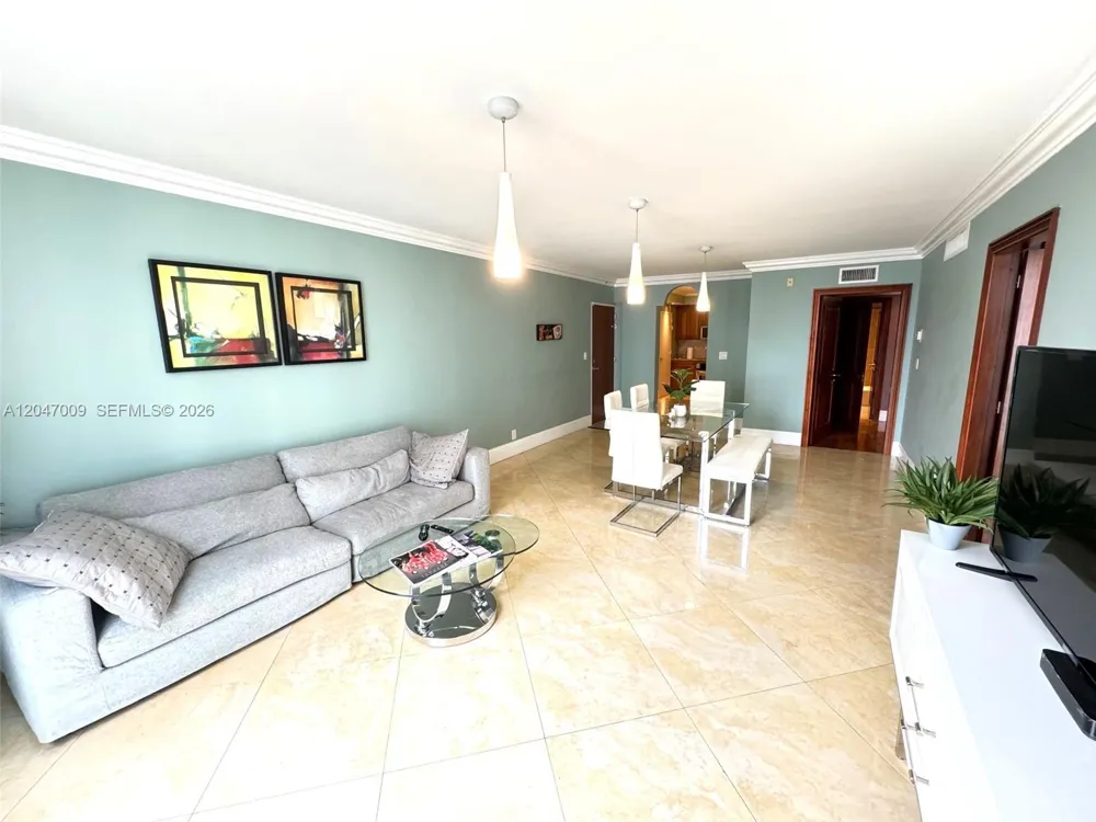 3901 S Ocean Dr #7O Hollywood, FL 33019
