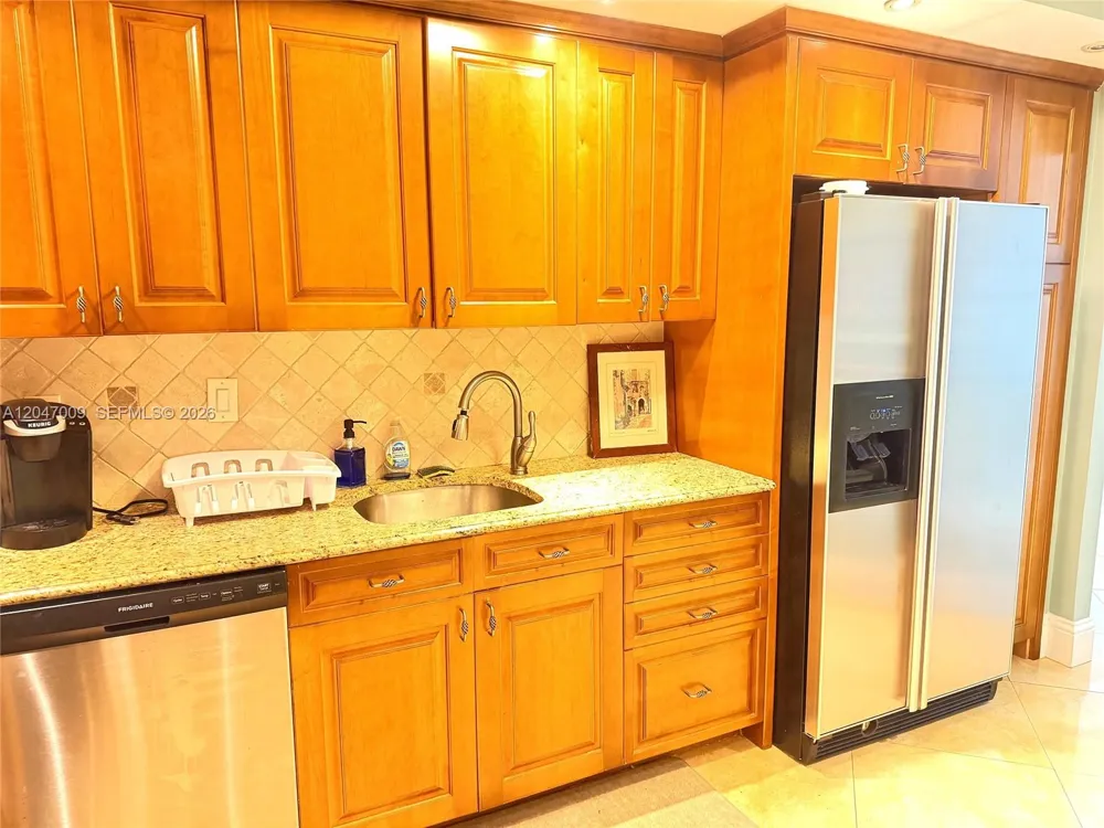 3901 S Ocean Dr #7O Hollywood, FL 33019