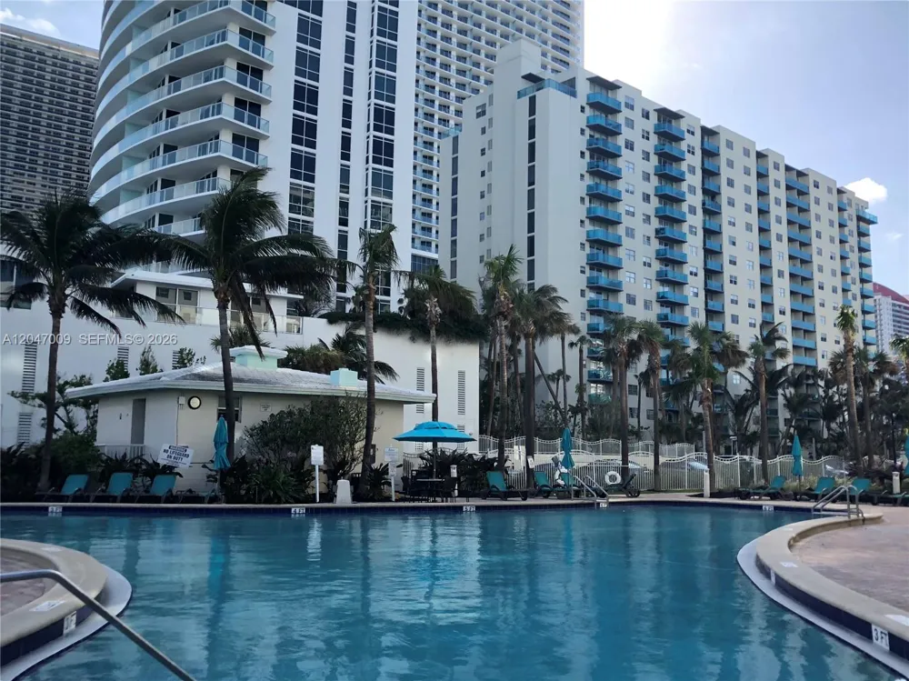 3901 S Ocean Dr #7O Hollywood, FL 33019