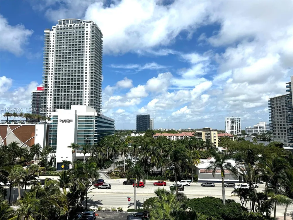3901 S Ocean Dr #7O Hollywood, FL 33019