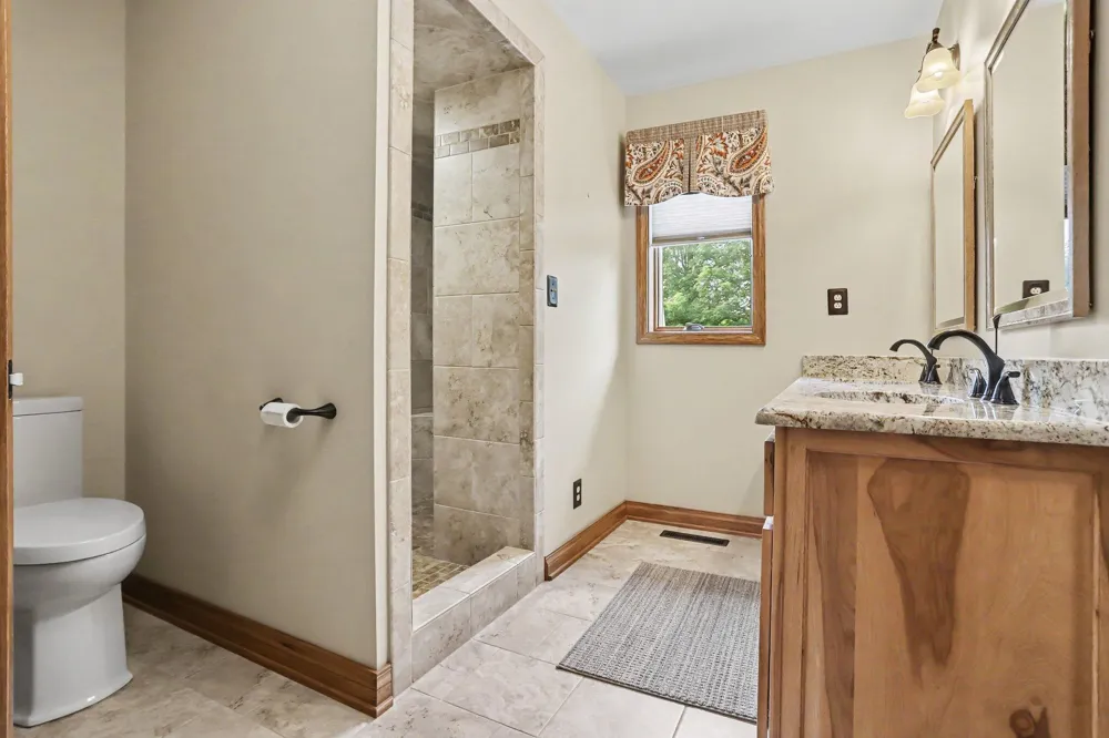 61214 US-131 Three Rivers, MI 49093