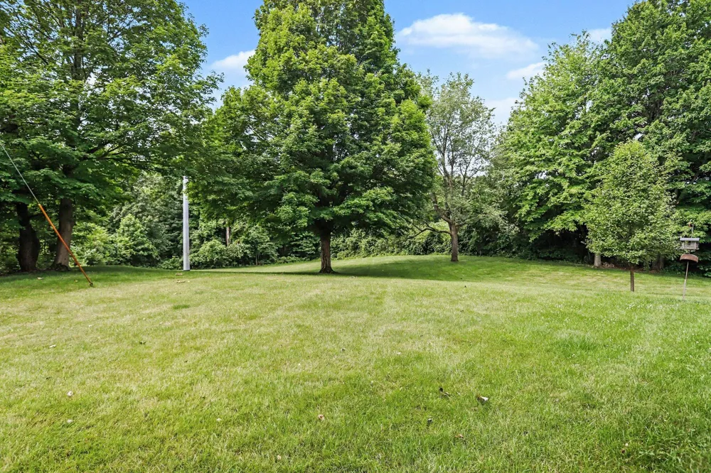 61214 US-131 Three Rivers, MI 49093