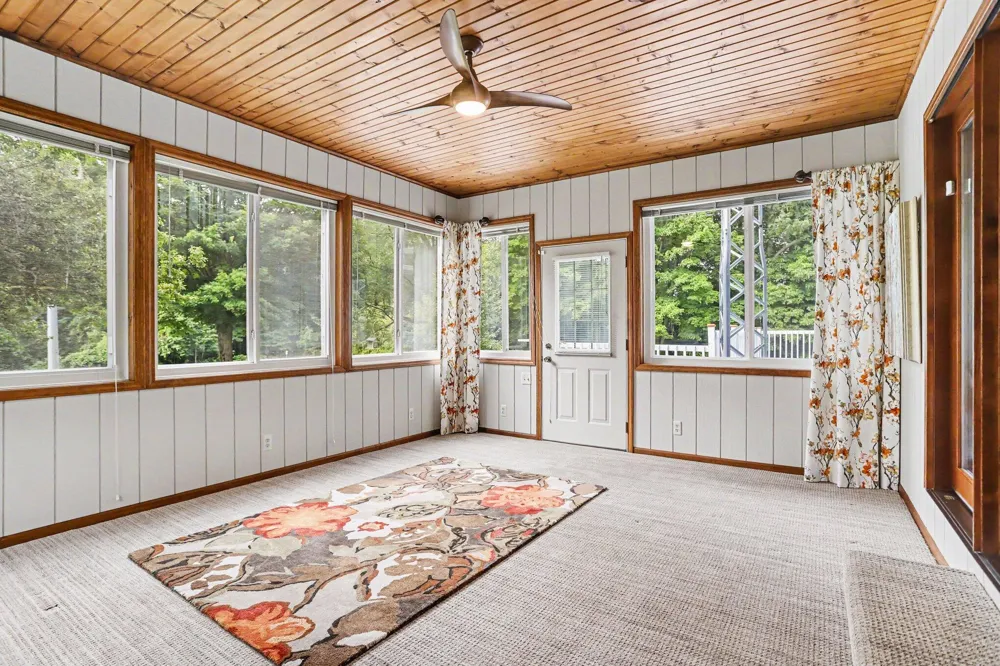 61214 US-131 Three Rivers, MI 49093