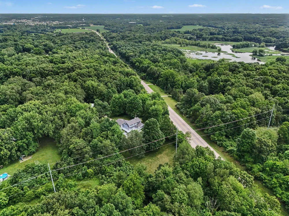61214 US-131 Three Rivers, MI 49093