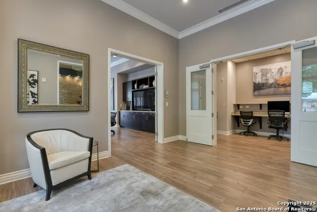 215 Center St. #206 San Antonio, TX 78202