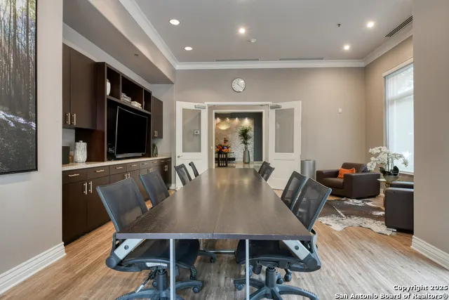 215 Center St. #206 San Antonio, TX 78202