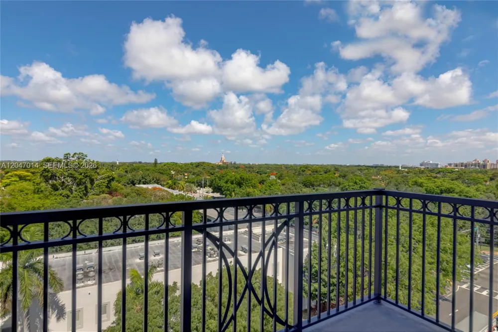 301 Altara Ave #733 Coral Gables, FL 33146
