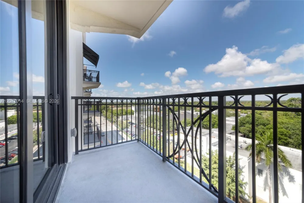 301 Altara Ave #733 Coral Gables, FL 33146