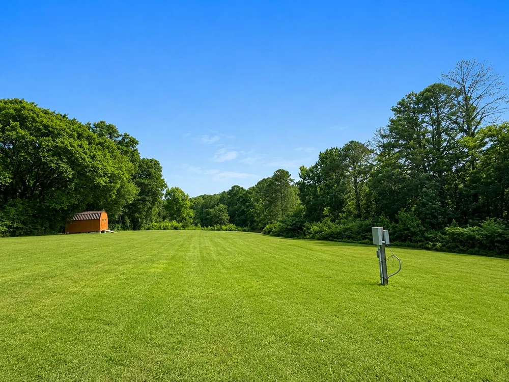 520 Hurtt Road Chickamauga, GA 30707