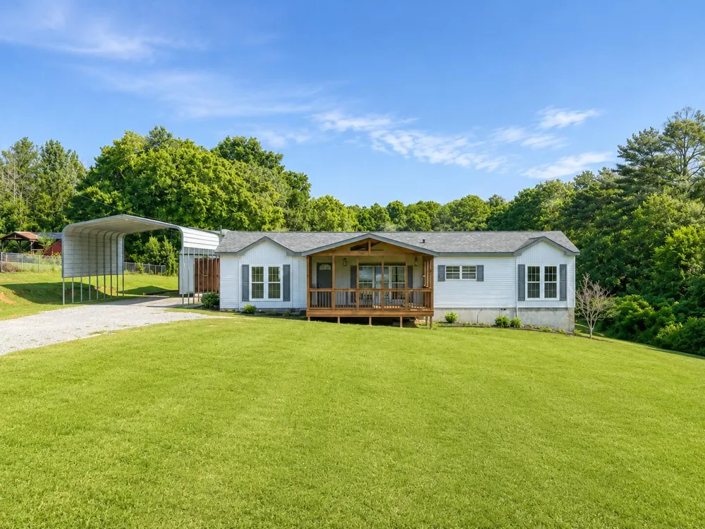520 Hurtt Road Chickamauga, GA 30707