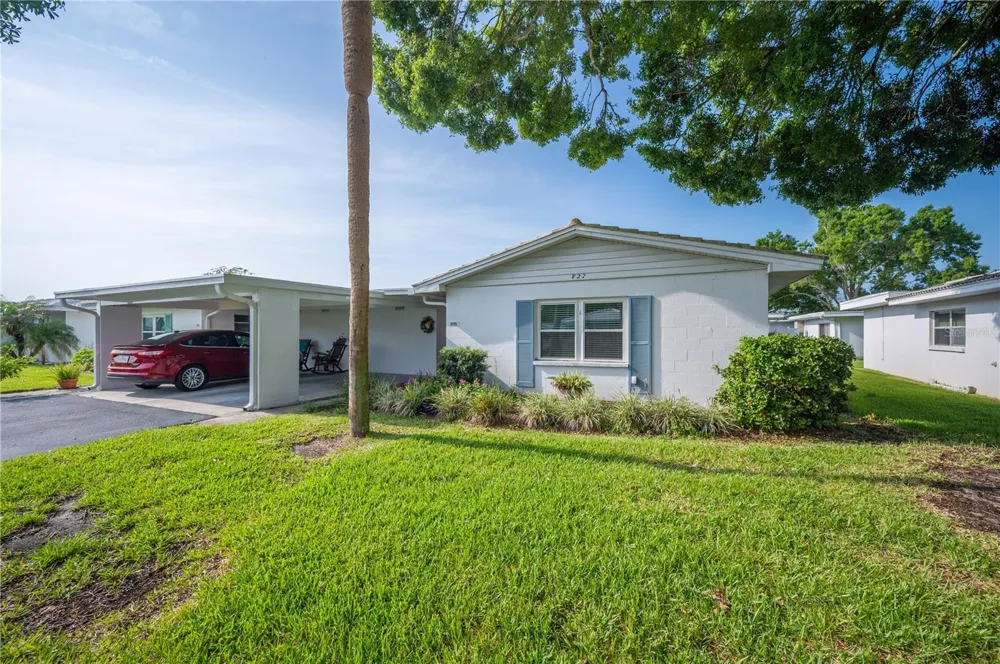 616 COTTAGE LANE #616 Lakeland, FL 33803