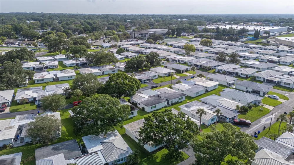 616 COTTAGE LANE #616 Lakeland, FL 33803