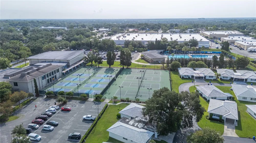 616 COTTAGE LANE #616 Lakeland, FL 33803