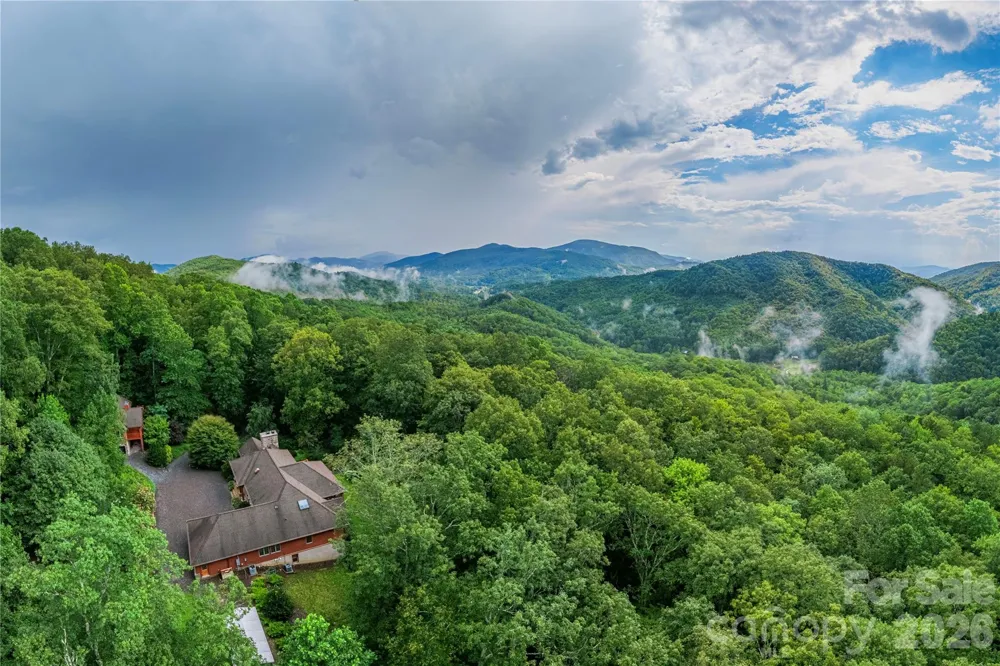 98 Flat Creek Road Fairview, NC 28730