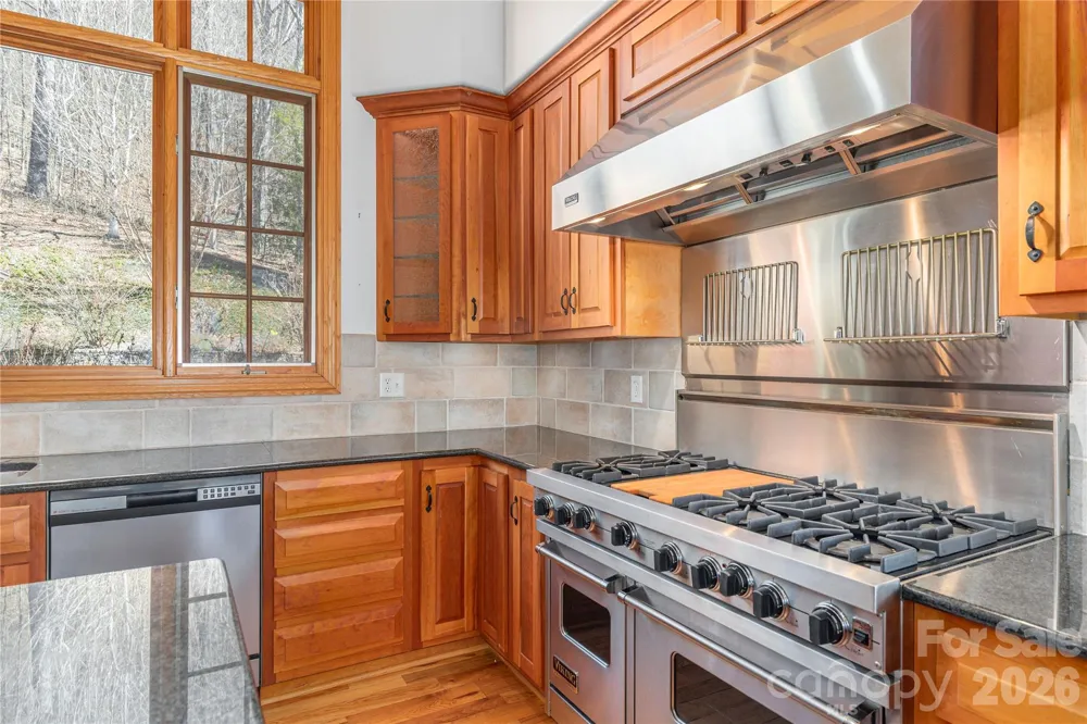 98 Flat Creek Road Fairview, NC 28730