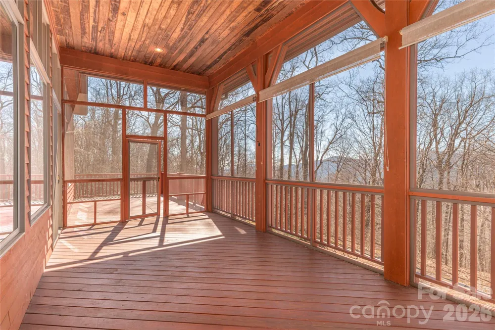 98 Flat Creek Road Fairview, NC 28730