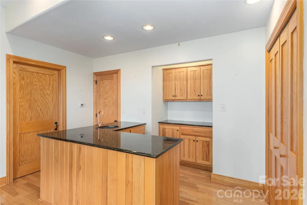 98 Flat Creek Road Fairview, NC 28730