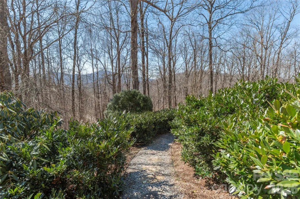 98 Flat Creek Road Fairview, NC 28730