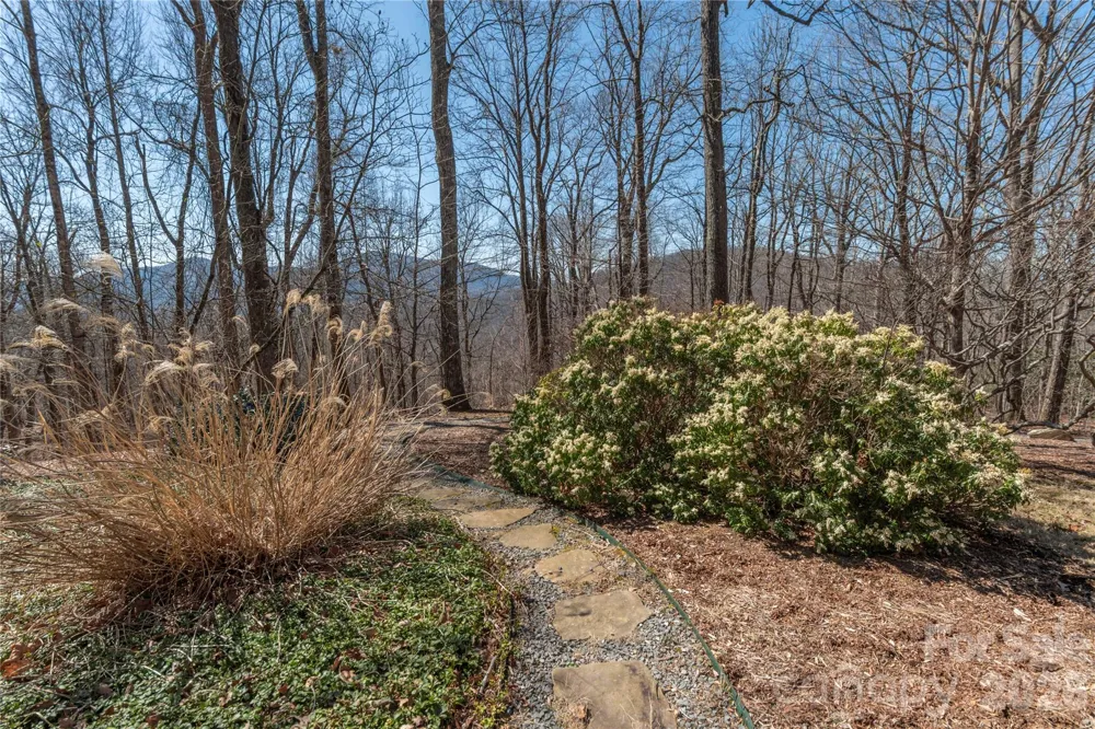 98 Flat Creek Road Fairview, NC 28730
