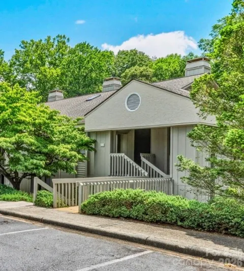 106 Abbey Circle