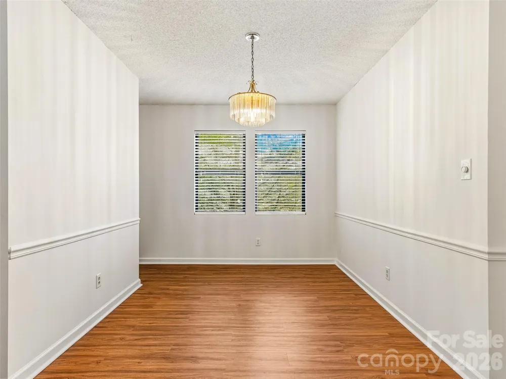 106 Abbey Circle Asheville, NC 28805