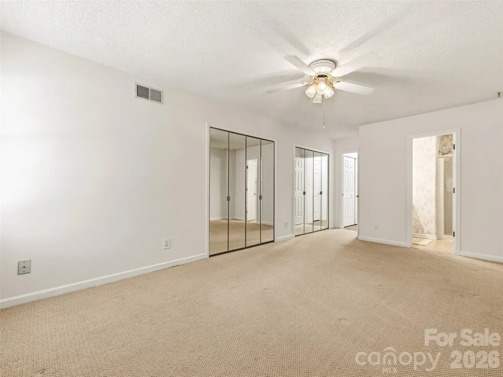 106 Abbey Circle Asheville, NC 28805