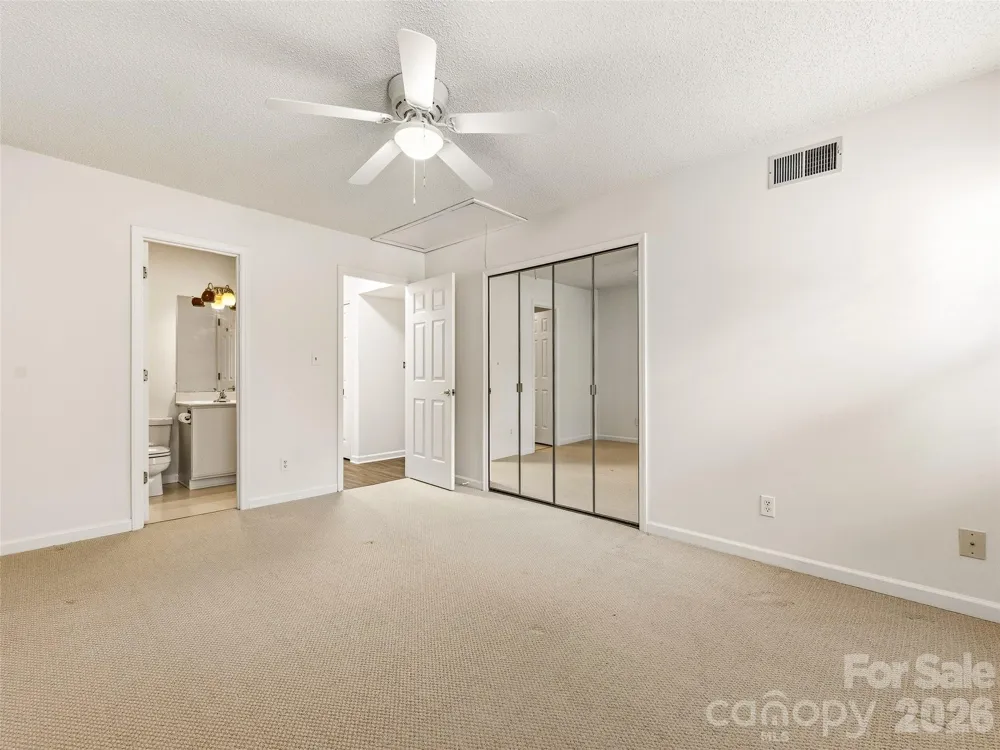 106 Abbey Circle Asheville, NC 28805