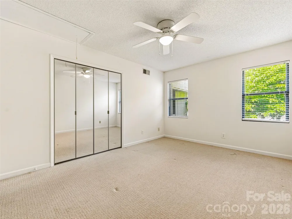 106 Abbey Circle Asheville, NC 28805
