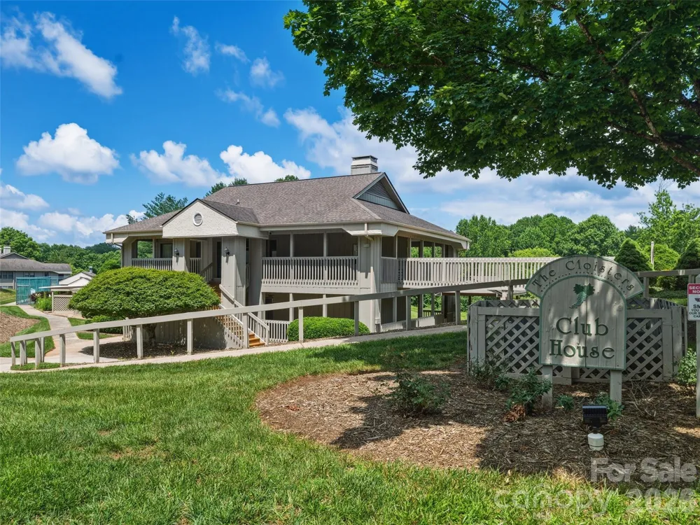 106 Abbey Circle Asheville, NC 28805