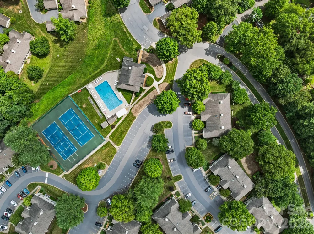 106 Abbey Circle Asheville, NC 28805