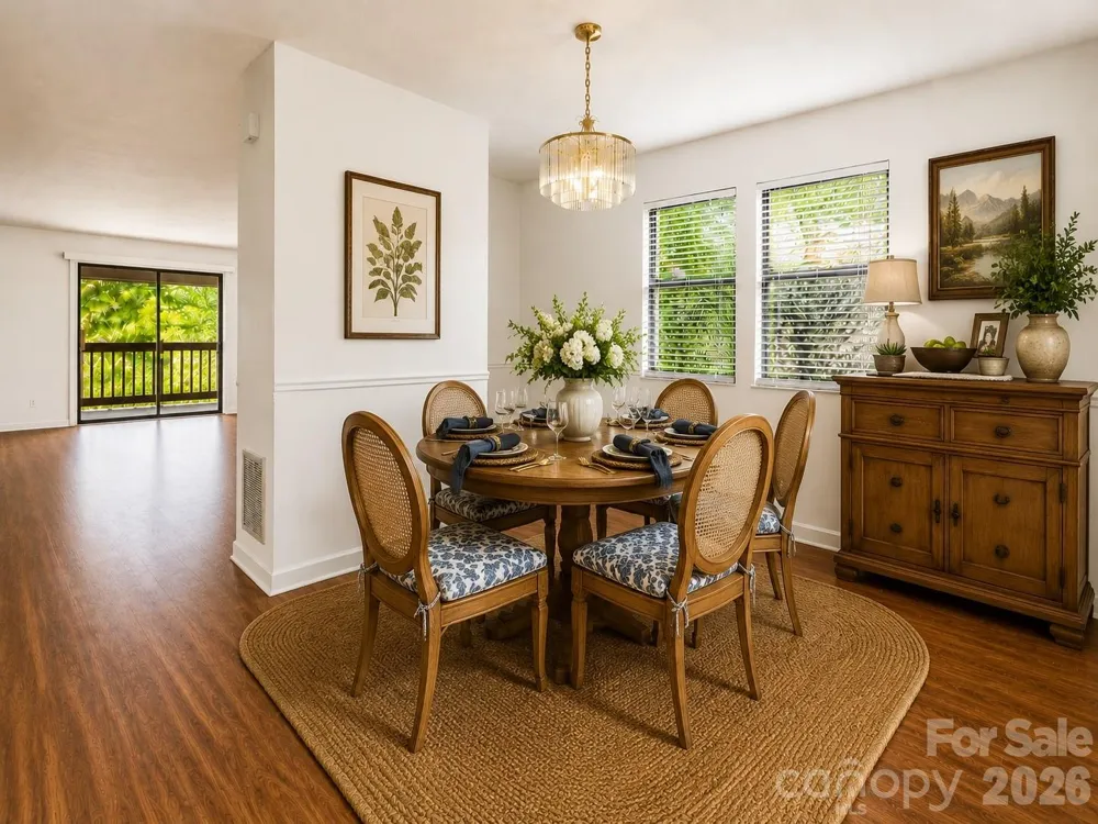 106 Abbey Circle Asheville, NC 28805