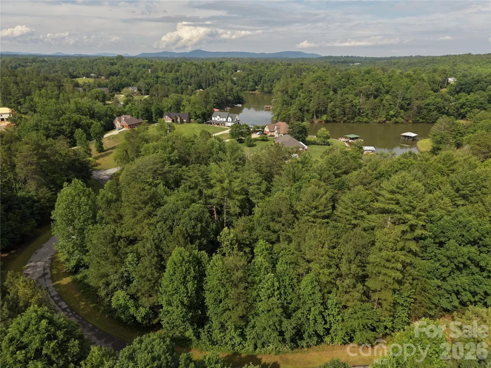 4842 Rio De Luna Hickory, NC 28601