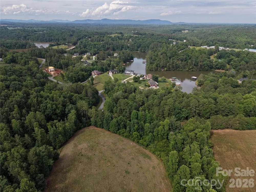 4842 Rio De Luna Hickory, NC 28601