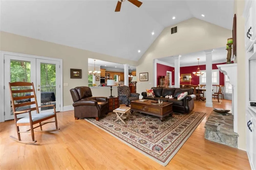 2200 Orchard Drive Clarkesville, GA 30523