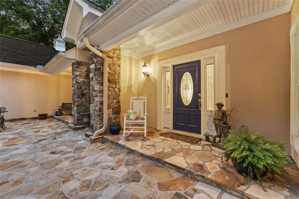 2200 Orchard Drive Clarkesville, GA 30523