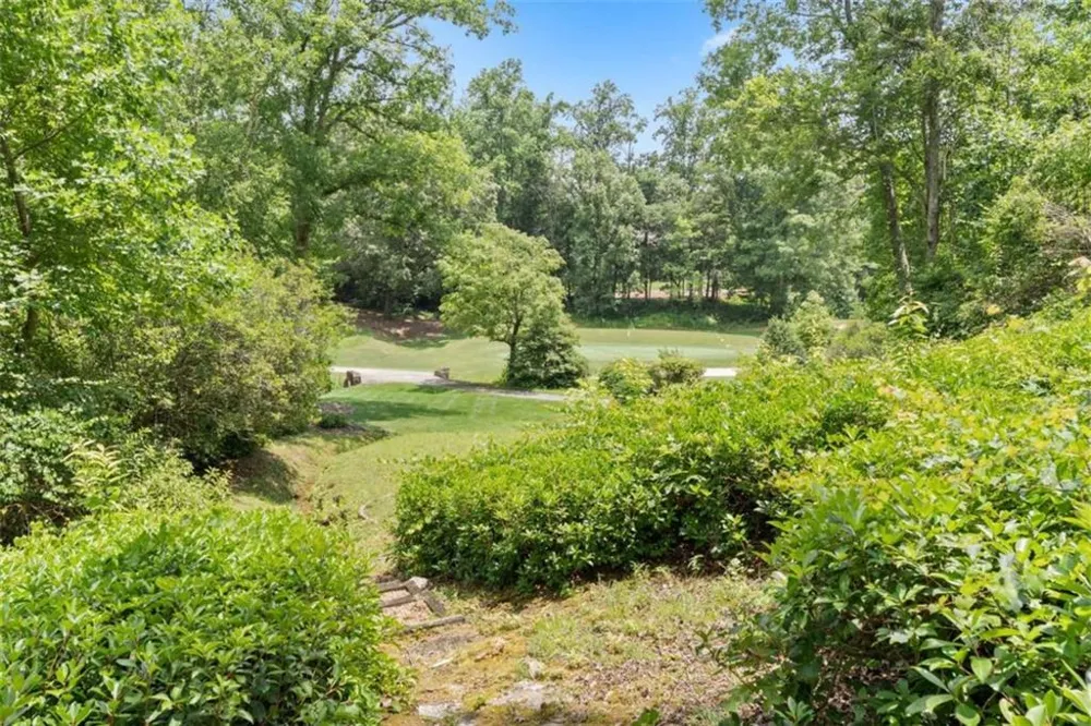 2200 Orchard Drive Clarkesville, GA 30523