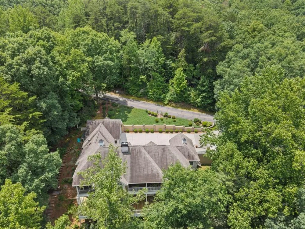 2200 Orchard Drive Clarkesville, GA 30523