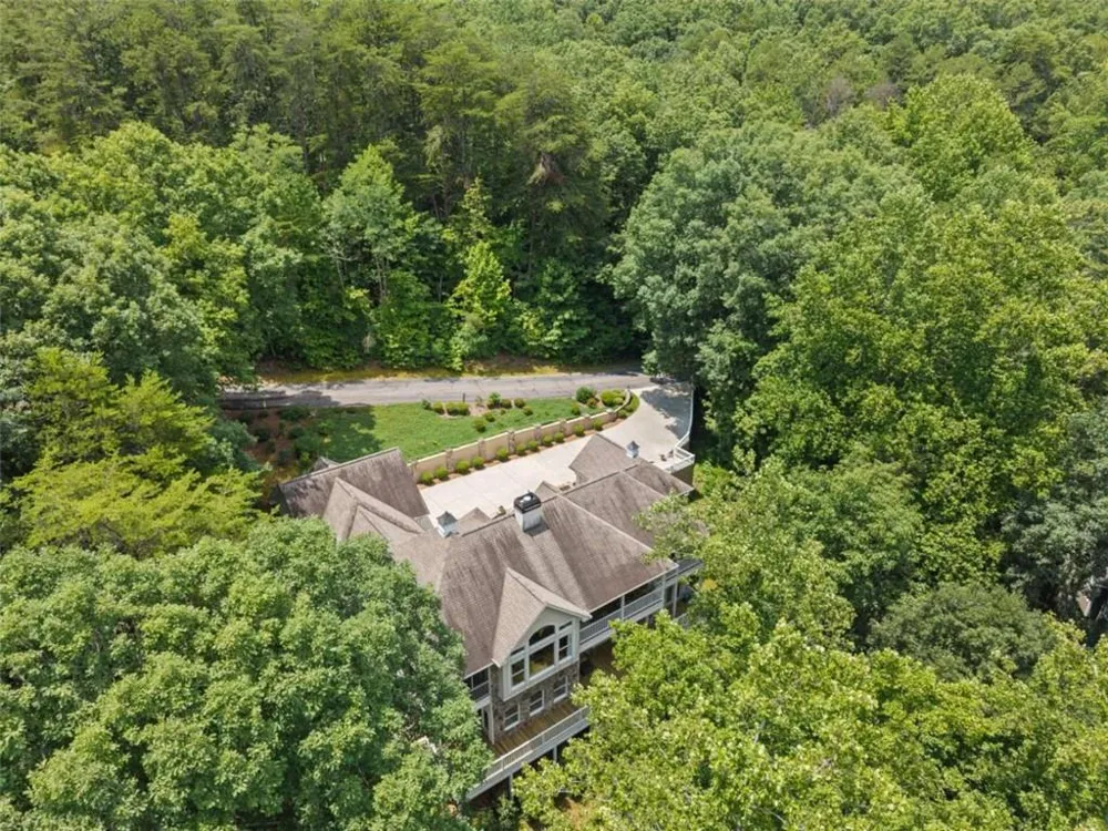 2200 Orchard Drive Clarkesville, GA 30523