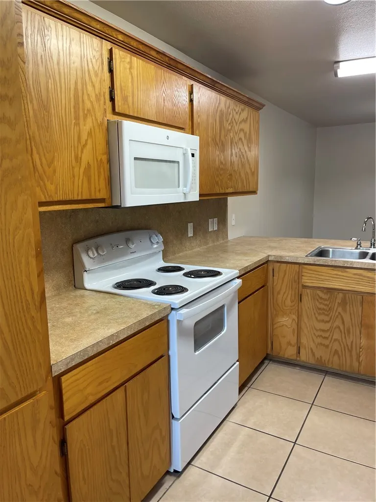 2540 Avenue C Ingleside, TX 78362