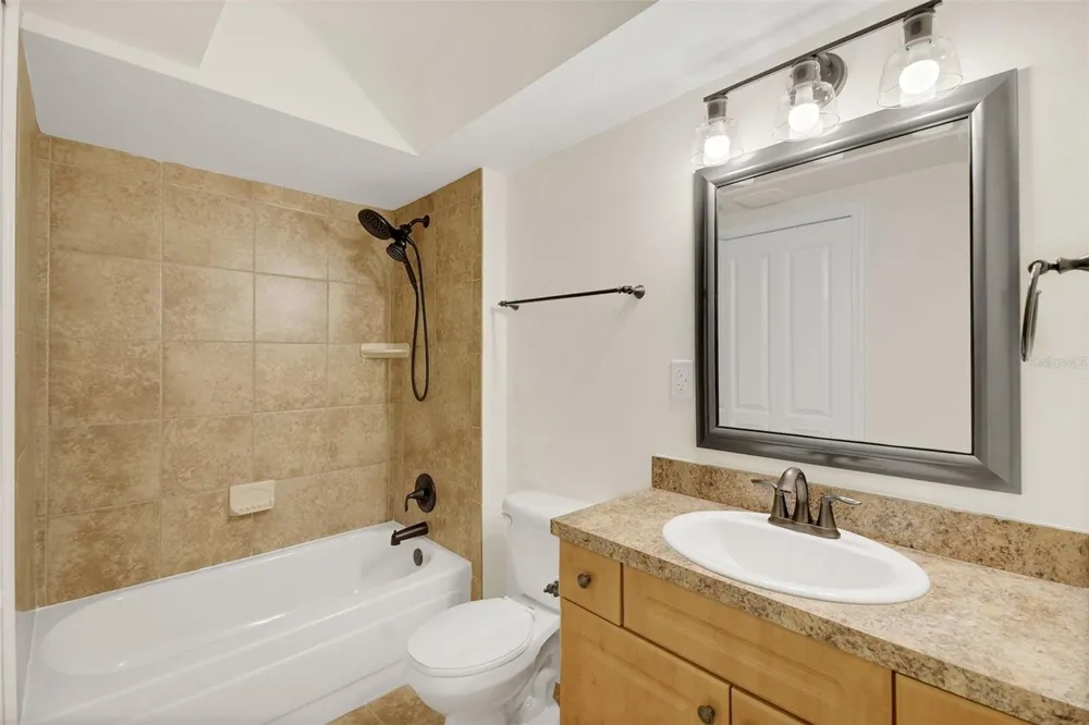 220 MOREE LOOP #2 Winter Springs, FL 32708