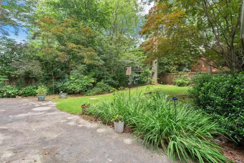 4259 Huntington Circle Dunwoody, GA 30338