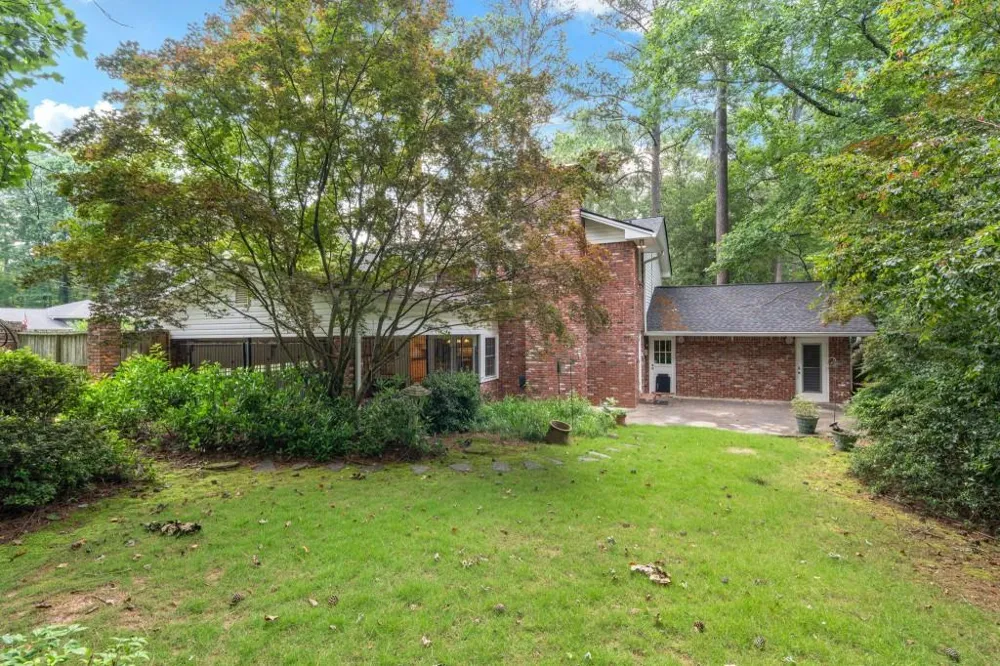4259 Huntington Circle Dunwoody, GA 30338