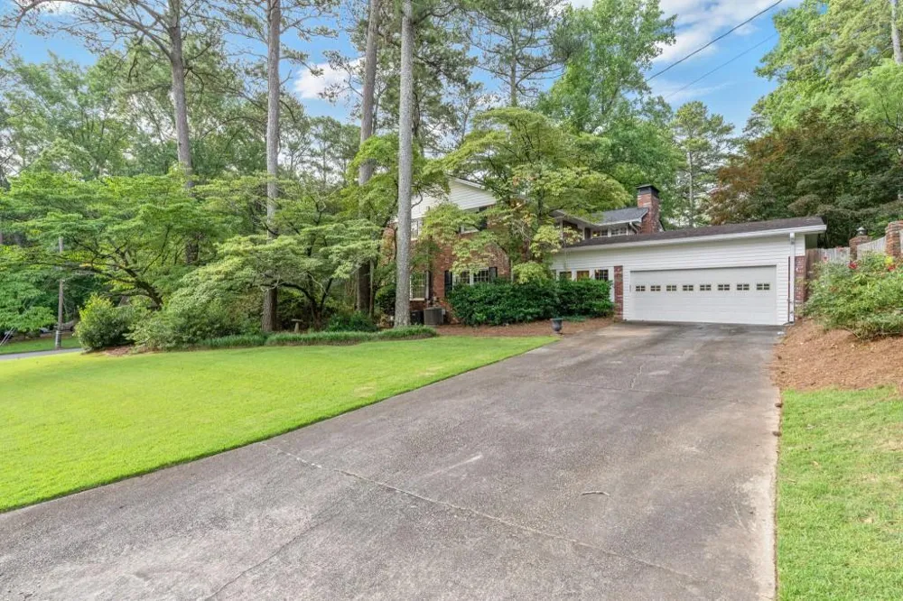 4259 Huntington Circle Dunwoody, GA 30338