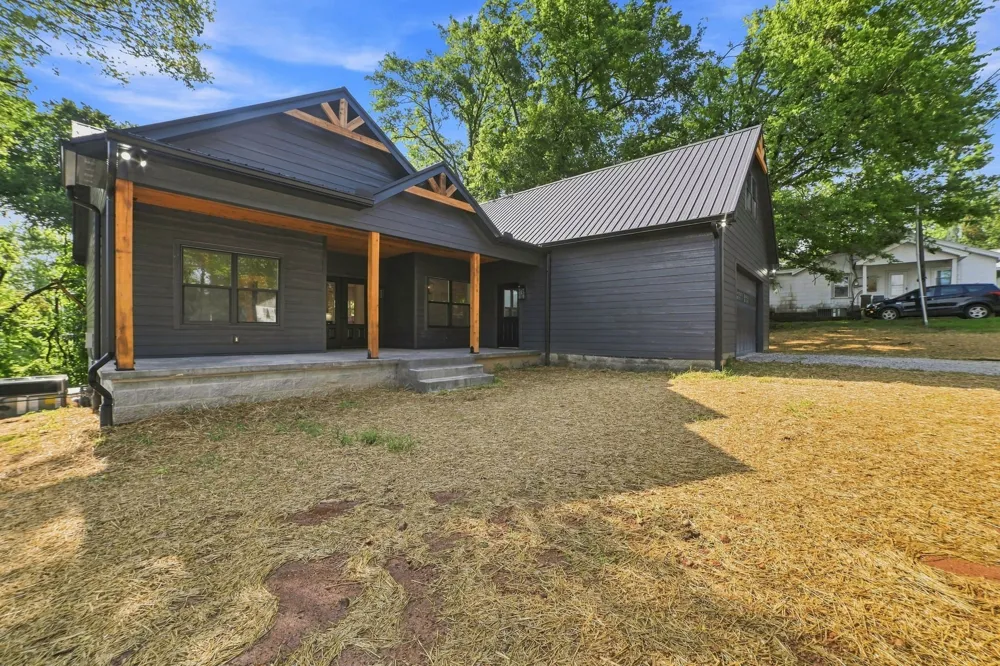 117 Nall Ave Centerville, TN 37033