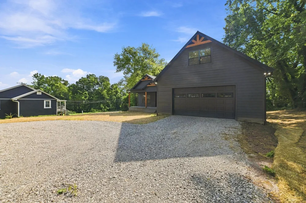117 Nall Ave Centerville, TN 37033